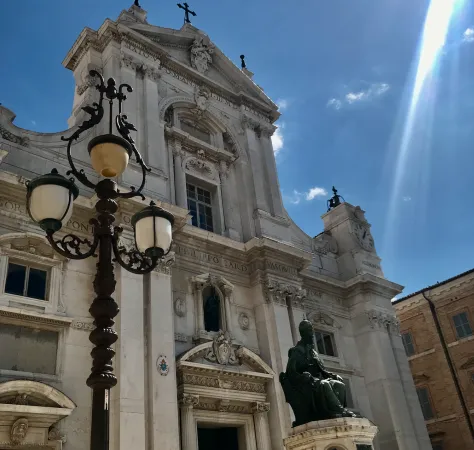 La Basilica di Loreto  |  | AA