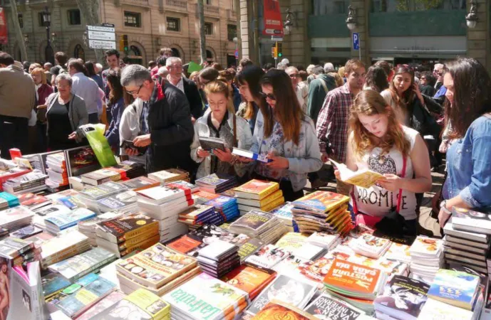 La rosa e i libri, per la festa di San Jordi in Catalogna negli anni passati  |  | Delegazione della Catalogna in Italia 