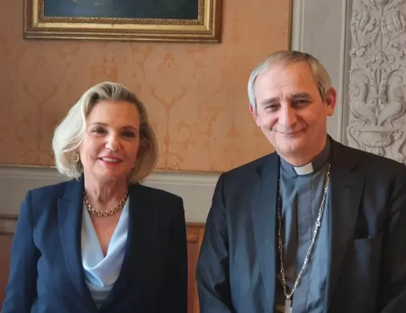 Il cardinale Zuppi e l'ambasciatore Anders |  | Consolato della Polonia a Milano 