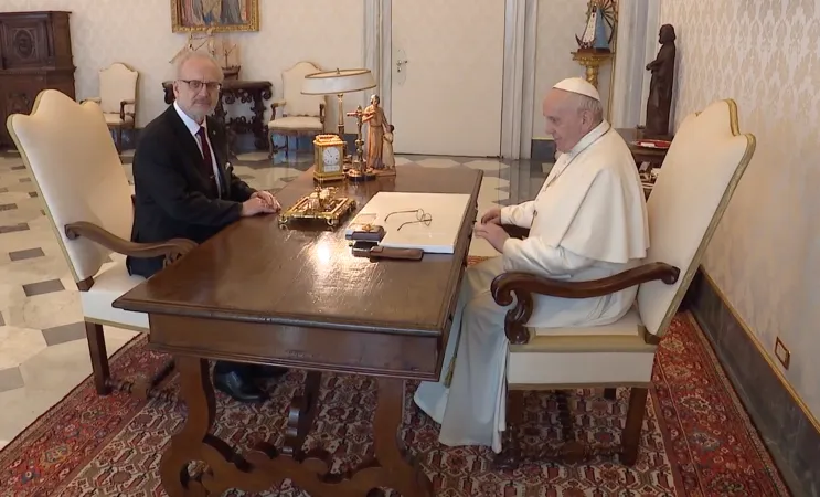 Papa Francesco, presidente Levits | Papa Francesco e il presidente Levits, Palazzo Apostolico Vaticano, 10 maggio 2021 | Vatican Media / ACI Group