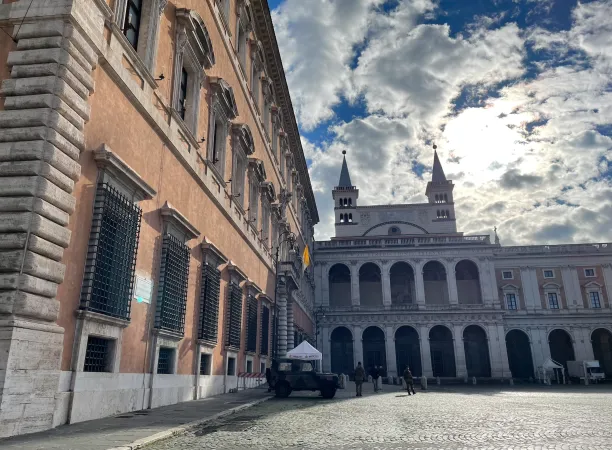 Alcune immagini del Palazzo del Laterano,  |  | AA- Acistampa 