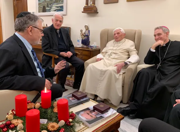 Benedetto XVI e i premiati  |  | Fondazione Ratzinger