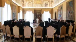 Papa Francesco con il Sinodo della Chiesa Greco Cattolica Ucraina lo scorso settembre / Vatican Media  / ACI Group