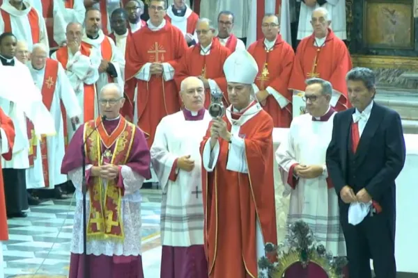 La celebrazione in Duomo - Arcidiocesi di Napoli