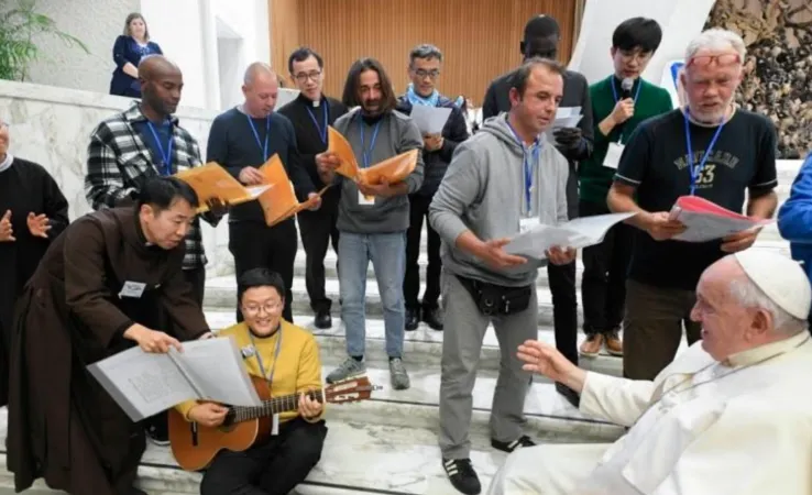 Papa Francesco durante la udienza a CHARIS |  | Vatican Media