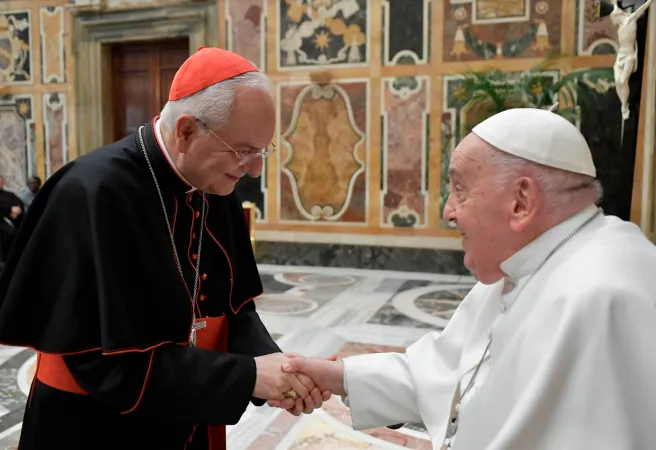 Il cardinale Piacenza e  Papa Francesco |  | Vatican Media