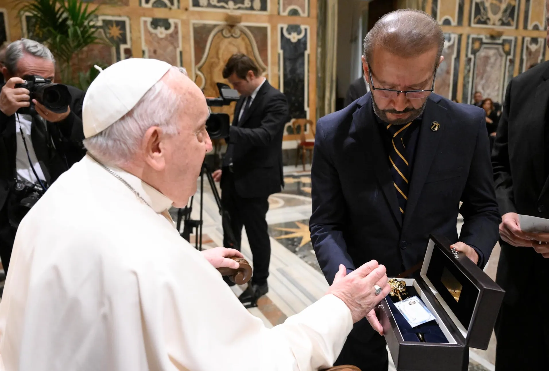 Papa Francesco e Noel Díaz