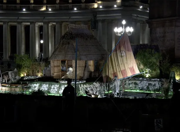 Il Presepe e l' Albero a Piazza san Pietro |  | Vatican Media