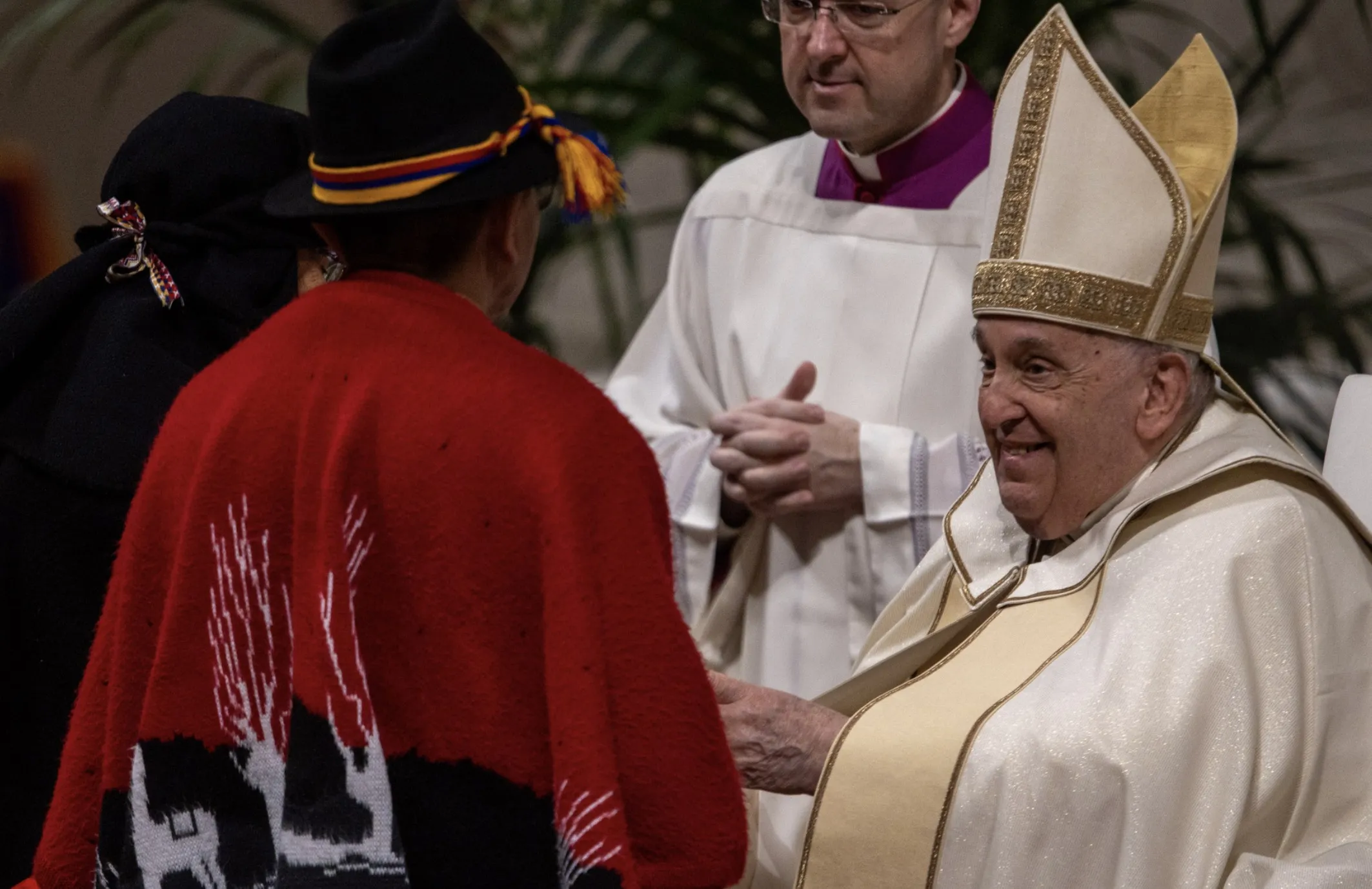 Papa Francesco presiede la messa per la Madonna di Guadalupe