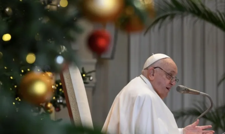 Papa Francesco fa gli auguri alla Curia |  | Vatican Media