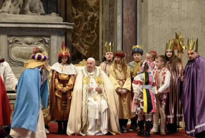 Papa Francesco e i Cantori della Stella |  | Vatican Media