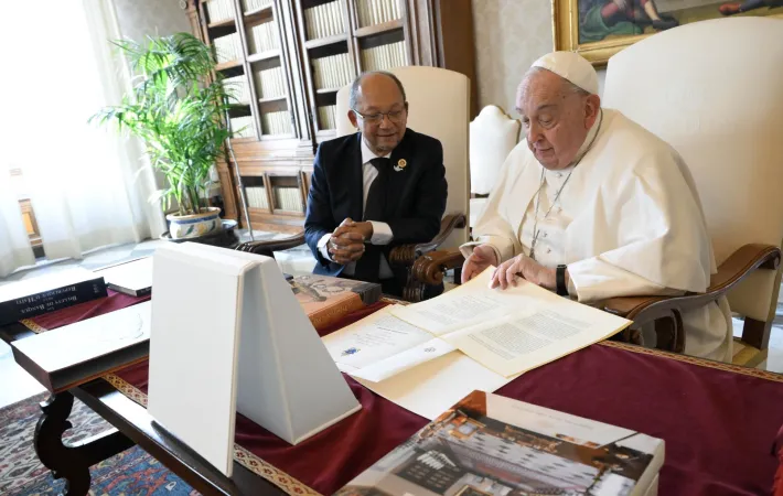 Papa Francesco e il Presidente del governo transitorio di Haiti |  | Vatican Media