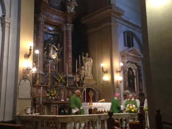 Monsignor Ruzza celebra la Messa per San Francesco |  | VG / ACI Stampa