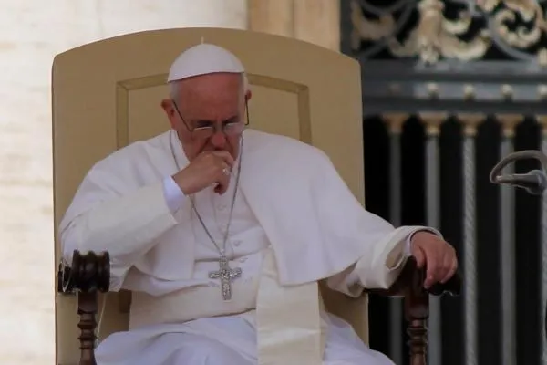 Papa Francesco | Papa Francesco in un momento di riflessione e preghiera | Stephen Driscoll / CNA 