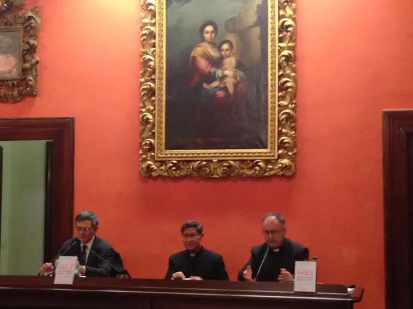 Il Cardinale Tagle presenta il suo libro |  | VG/ ACI stampa