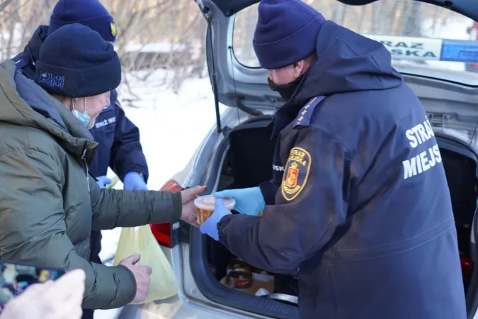 Gli operatori Caritas con i senzatetto in Polonia |  | Caritas Polska