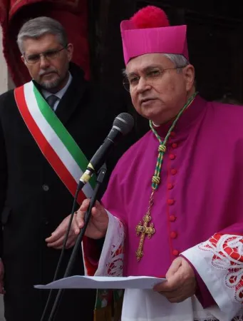 Vescovo Mario Toso | Ingresso del vescovo Mario Toso nella diocesi di Faenza-Modigliana, marzo 2015  | Diocesi di Faenza-Modigliana
