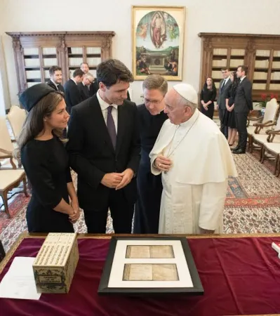 Papa Francesco e il primo ministro Canadese Trudeau |  | L'Osservatore Romano, ACI Group