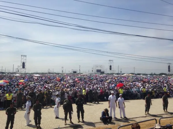 La folla alla Messa del Papa a Guayaquil |  | Alan Holdren - CNA