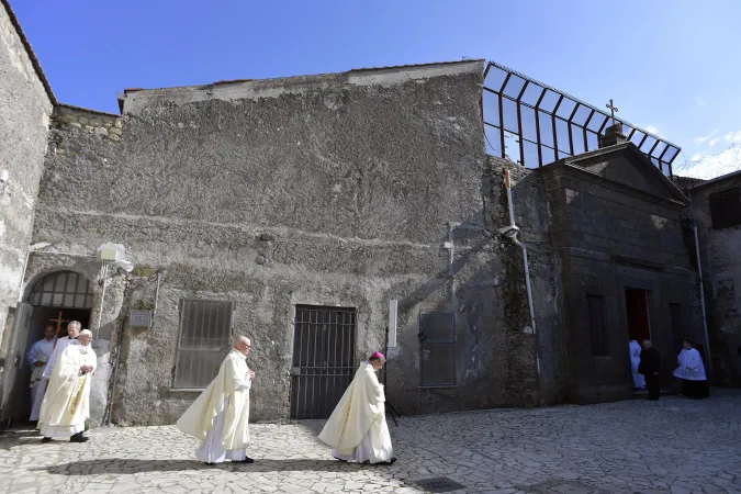 La messa del Papa nel Carcere di Paliano   |  | Osservatore Romano 