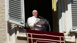 Papa Francesco durante un Angelus / L'Osservatore Romano / ACI Group