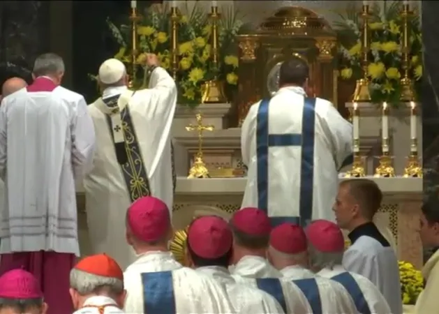 Il Papa celebra la messa a Philadelphia |  | CTV