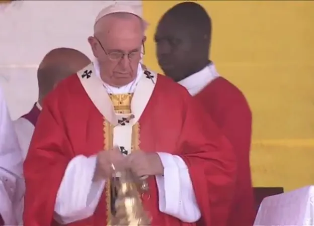 Papa Francesco presiede la messa a Bangui |  | CTV