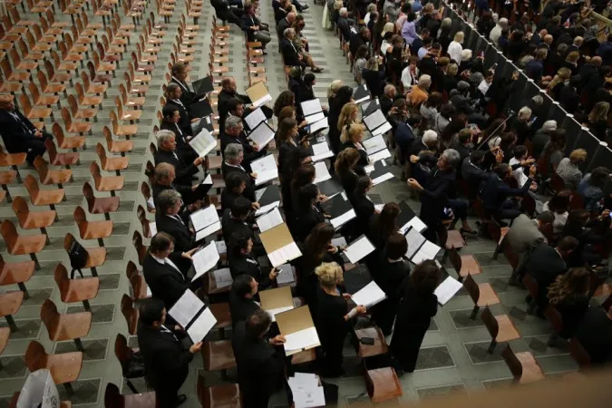 Aula Paolo VI, Udienza del Papa ai familiari delle vittime di NIzza |  | Daniel Ibanez/ ACI Group