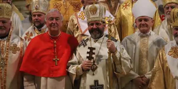 Sviatoslav Shevchuk e Vincent Nichols | Un momento della Divina Liturgia celebrata nella cattedrale di Canterbury dall'arcivescovo maggiore Sviatoslav Shevchuk della Chiesa Greco Cattolica Ucraina e dal Cardinale Vincent Nichols, arcivescovo di Westminster | CCEE