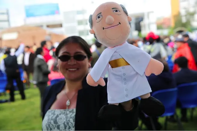 Una ragazza alla Pontificia Università Cattolica dell'Ecuador |  | Alan Holdren - CNA