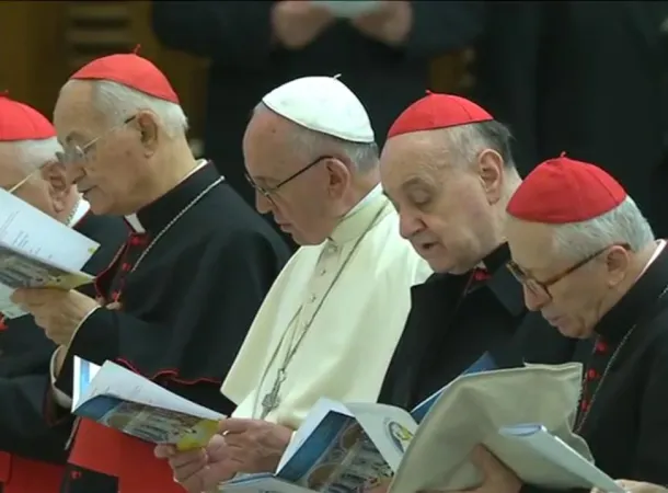 Papa Francesco ascolta la meditazione di P. Rupnik |  | CTV