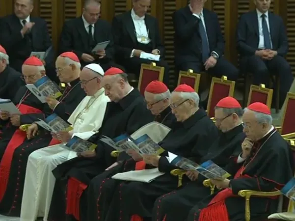 Papa Francesco ascolta la meditazione di P. Rupnik |  | CTV