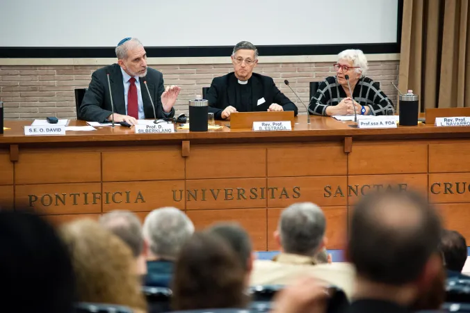 Un momento della Conferenza  |  | PUSC