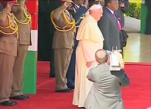 Il Papa in aeroporto  |  | CTV