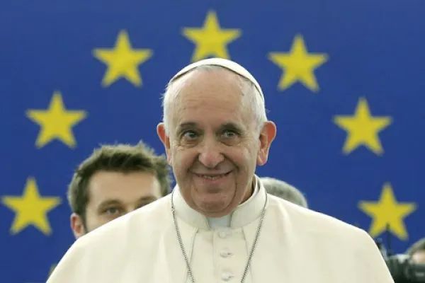 Papa Francesco e la bandiera europea / COMECE