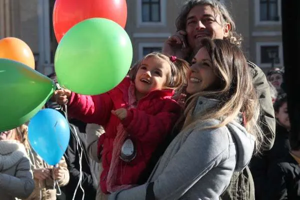 Una famiglia in Piazza San Pietro  |  | Alexey Gotovsky/CNA