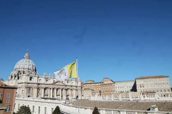 La bandiera vaticana |  | Bohumil Petrik/CNA