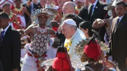 Papa Francesco, arrivo in Sri Lanka, 12 gennaio 2015 / Alan Holdren / CNA