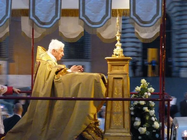 Papa Benedetto XVI |  | David Kerr CNA