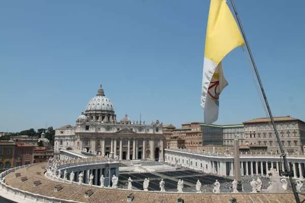 La bandiera vaticana  |  | Bohumil Petrik/CNA