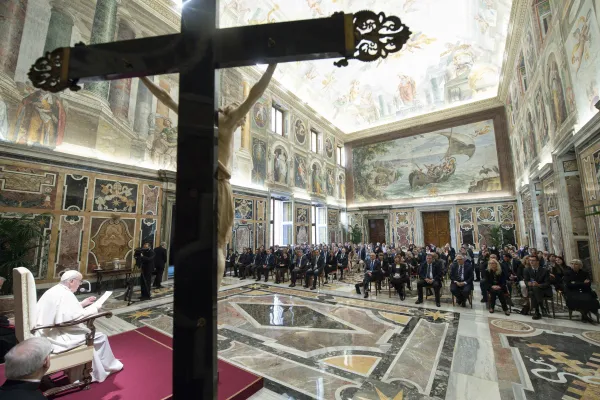 Papa Francesco durante l'udienza con l'Associazione dei Farmacisti Ospedalieri, 14 ottobre 2021 / Vatican Media / ACI Group