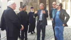 Un momento di dialogo tra i membri del Comitato Congiunto Chiesa Cattolica - WCC, che si è riunito dal 3 al 7 settembre. Sulla sinistra, si riconosce il vescovo Brian Farrell, Segretario del Pontificio Consiglio per la Promzione dell'Unità dei Cristiani / WCC 