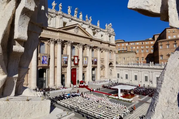 Messa per la canonizzazione di 35 nuovi santi, piazza San Pietro, 15 ottobre 2017 / Daniel Ibanez / ACI Group