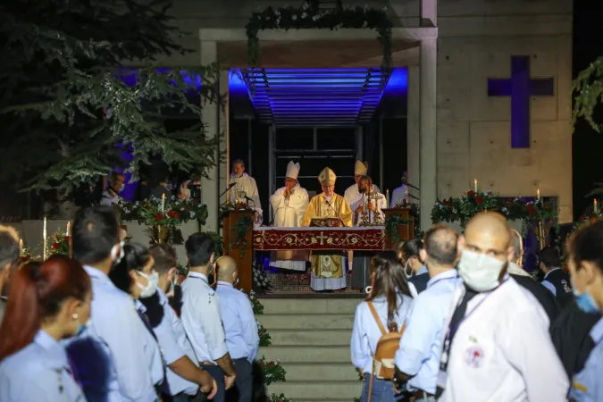 Cardinale Pietro Parolin | Il Cardinale Parolin celebra Messa nel santuario di Harissa, Libano, 4 settembre 2020 | Padre Charbel Obeid / Patriarcato Maronita