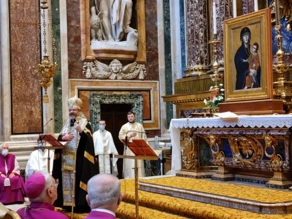 Sua Beatitudine Sviatoslav Shevchuk | Sua Beatitudine Sviatoslav Shevchuk in Santa Maria Maggiore, davanti alla copia di Maria Salus Populi Romani, 13 novembre 2021 | AG / ACI Group