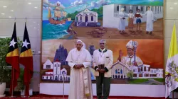 Papa Francesco con il presidente Ramos Horta nel momento dell'accoglienza al Palazzo Presidenziale, Dili, Timor Est, 9 settembre 2024 / Daniel Ibanez / ACI Group - Pool VAMP