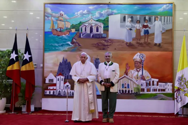 Papa Francesco con il presidente Ramos Horta nel momento dell'accoglienza al Palazzo Presidenziale, Dili, Timor Est, 9 settembre 2024 / Daniel Ibanez / ACI Group - Pool VAMP