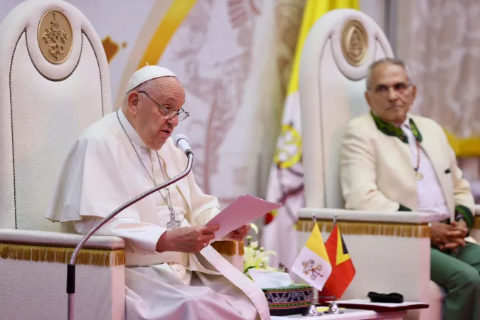 Papa Francesco, Ramos Horta | Papa Francesco e il presidente Ramos Horta, durante l'incontro con le autorità, Dili, Timor Est, 9 settembre 2024 | Daniel Ibanez / ACI Group