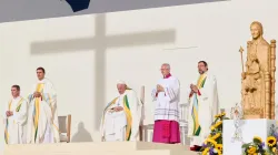 Papa Francesco durante la Messa conclusiva del viaggio in Belgio, Stadio Re Baldovino, 29 settembre 2024 / Daniel Ibanez / EWTN - ACI Group