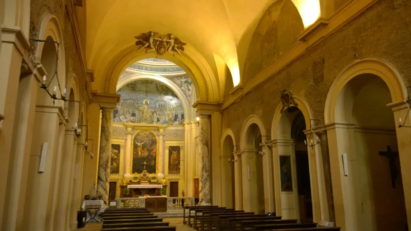 L'interno di Santa Pudenziana al Viminale  |  | OB